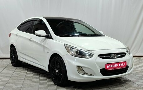 Hyundai Solaris II рестайлинг, 2014 год, 850 000 рублей, 3 фотография
