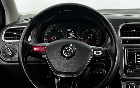 Volkswagen Polo VI (EU Market), 2016 год, 1 050 000 рублей, 16 фотография