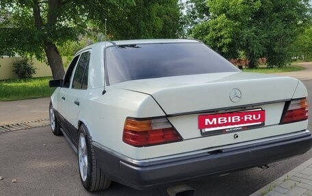 Mercedes-Benz W124, 1985 год, 210 000 рублей, 4 фотография