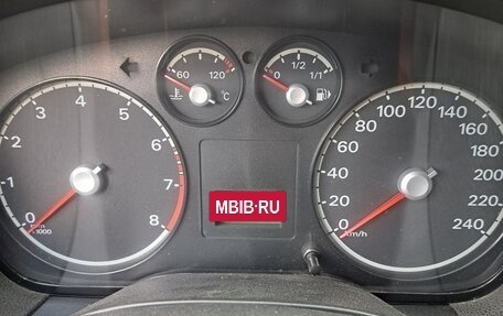 Ford Focus II рестайлинг, 2005 год, 300 000 рублей, 2 фотография