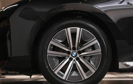 BMW 7 серия, 2025 год, 14 100 000 рублей, 36 фотография