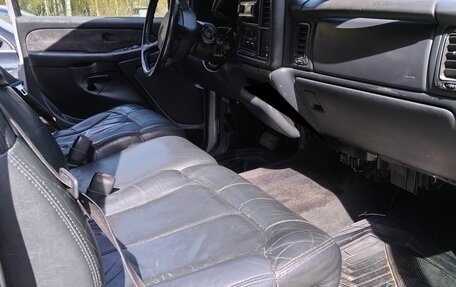 Chevrolet Silverado, 2000 год, 1 350 000 рублей, 10 фотография