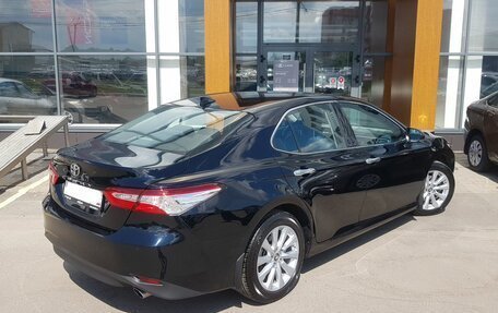 Toyota Camry, 2018 год, 2 655 000 рублей, 5 фотография