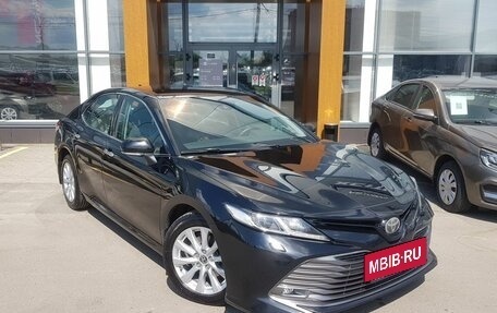 Toyota Camry, 2018 год, 2 655 000 рублей, 3 фотография
