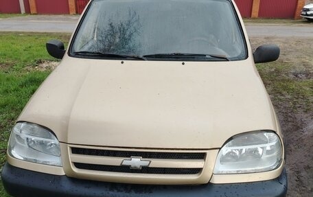 Chevrolet Niva I рестайлинг, 2004 год, 330 000 рублей, 12 фотография