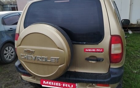 Chevrolet Niva I рестайлинг, 2004 год, 330 000 рублей, 8 фотография