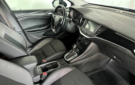 Opel Astra K, 2020 год, 1 350 000 рублей, 10 фотография