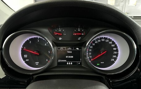 Opel Astra K, 2020 год, 1 350 000 рублей, 15 фотография