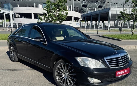 Mercedes-Benz S-Класс, 2006 год, 1 350 000 рублей, 1 фотография