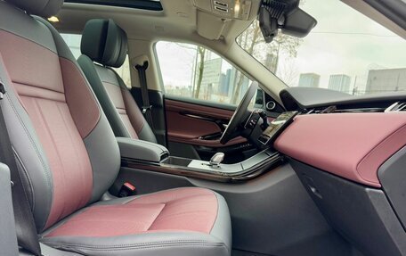 Land Rover Range Rover Evoque II, 2025 год, 6 200 000 рублей, 17 фотография