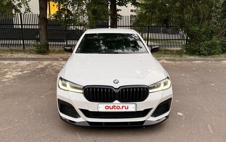 BMW 5 серия, 2018 год, 3 200 000 рублей, 3 фотография