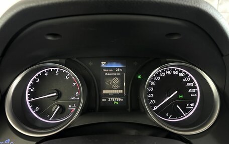Toyota Camry, 2018 год, 2 100 000 рублей, 15 фотография