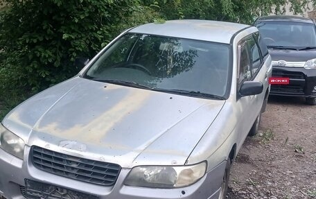 Nissan Expert, 2001 год, 230 000 рублей, 1 фотография