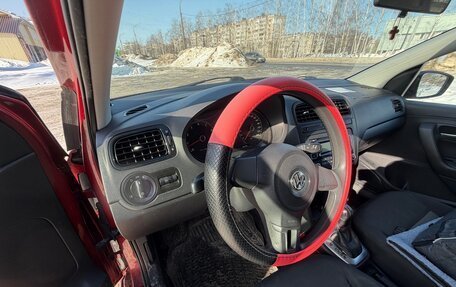 Volkswagen Polo VI (EU Market), 2012 год, 990 000 рублей, 2 фотография