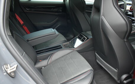 Porsche Panamera, 2026 год, 28 080 000 рублей, 30 фотография