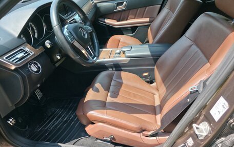 Mercedes-Benz E-Класс, 2015 год, 2 450 000 рублей, 14 фотография