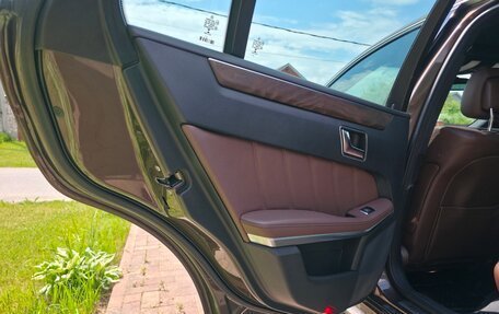 Mercedes-Benz E-Класс, 2015 год, 2 450 000 рублей, 13 фотография