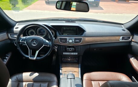 Mercedes-Benz E-Класс, 2015 год, 2 450 000 рублей, 16 фотография