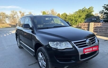 Volkswagen Touareg III, 2009 год, 1 270 000 рублей, 2 фотография