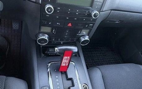Volkswagen Touareg III, 2009 год, 1 270 000 рублей, 13 фотография
