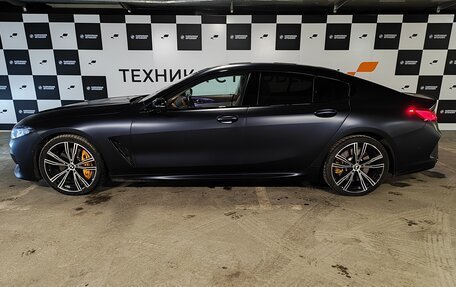 BMW 8 серия, 2021 год, 9 220 000 рублей, 5 фотография