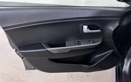 KIA Rio III рестайлинг, 2016 год, 1 249 000 рублей, 24 фотография