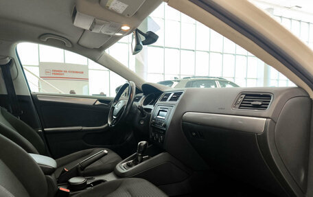 Volkswagen Jetta VI, 2015 год, 1 050 000 рублей, 15 фотография