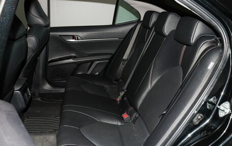 Toyota Camry, 2023 год, 3 549 000 рублей, 9 фотография