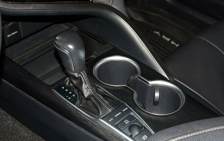 Toyota Camry, 2023 год, 3 549 000 рублей, 10 фотография