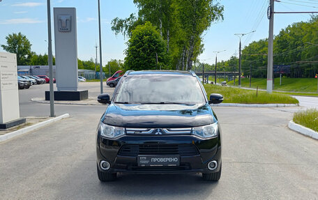 Mitsubishi Outlander III рестайлинг 3, 2013 год, 1 615 000 рублей, 2 фотография