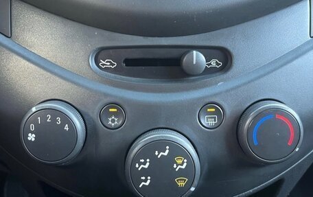 Chevrolet Spark III, 2012 год, 400 000 рублей, 13 фотография