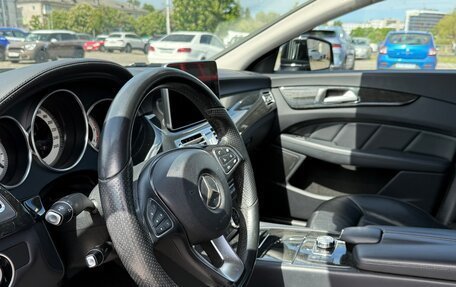 Mercedes-Benz CLS, 2015 год, 2 500 000 рублей, 9 фотография