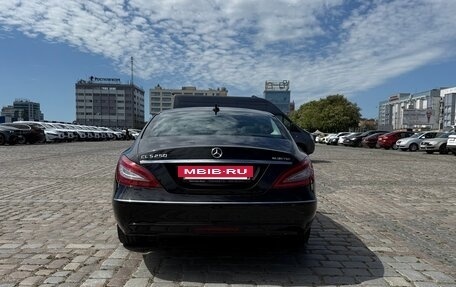 Mercedes-Benz CLS, 2015 год, 2 500 000 рублей, 5 фотография