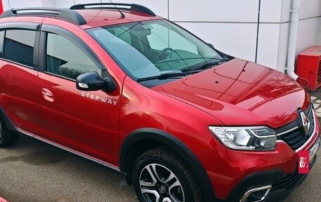 Renault Sandero II рестайлинг, 2019 год, 1 300 000 рублей, 3 фотография