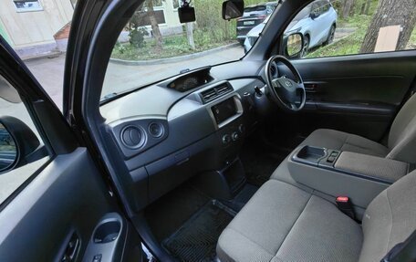 Toyota bB II рестайлинг, 2010 год, 650 000 рублей, 10 фотография