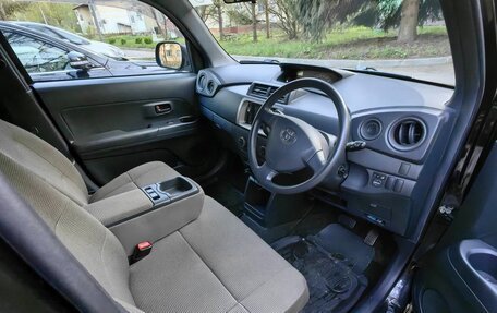 Toyota bB II рестайлинг, 2010 год, 650 000 рублей, 6 фотография