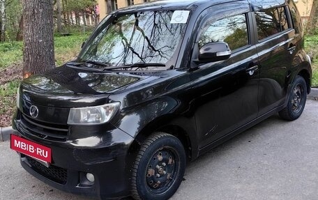 Toyota bB II рестайлинг, 2010 год, 650 000 рублей, 2 фотография