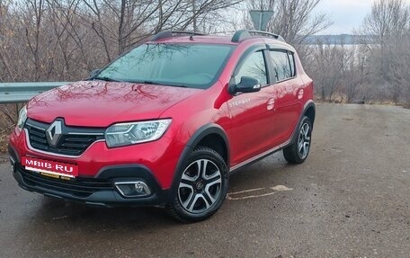 Renault Sandero II рестайлинг, 2019 год, 1 300 000 рублей, 6 фотография
