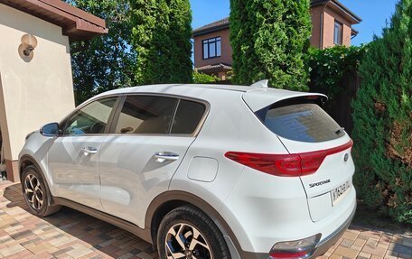 KIA Sportage IV рестайлинг, 2018 год, 2 650 000 рублей, 3 фотография