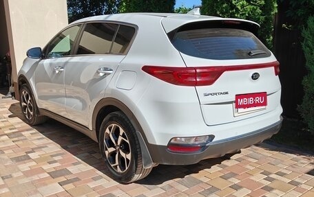 KIA Sportage IV рестайлинг, 2018 год, 2 650 000 рублей, 8 фотография