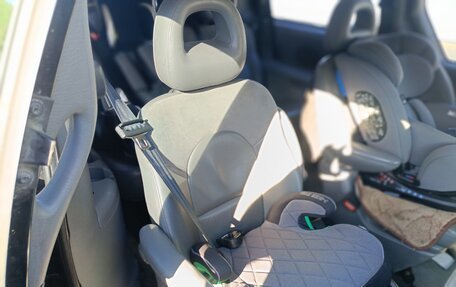 Chrysler Voyager IV, 2004 год, 680 000 рублей, 3 фотография