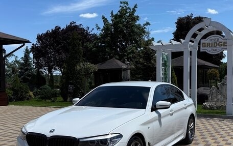 BMW 5 серия, 2018 год, 3 300 000 рублей, 1 фотография