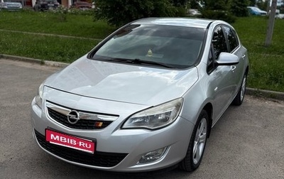 Opel Astra J, 2010 год, 690 000 рублей, 1 фотография