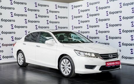 Honda Accord IX рестайлинг, 2013 год, 2 080 000 рублей, 1 фотография