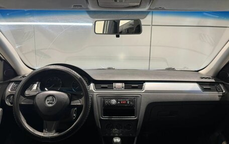 Skoda Rapid I, 2015 год, 580 000 рублей, 10 фотография