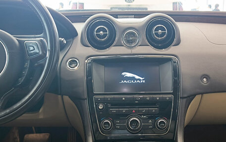 Jaguar XJ IV (X351), 2016 год, 2 250 000 рублей, 18 фотография