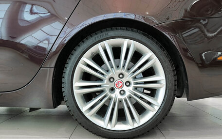 Jaguar XJ IV (X351), 2016 год, 2 250 000 рублей, 22 фотография