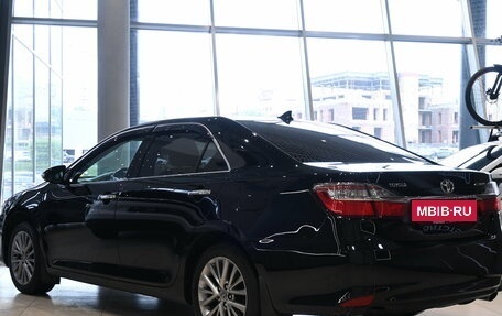 Toyota Camry, 2016 год, 1 895 000 рублей, 4 фотография