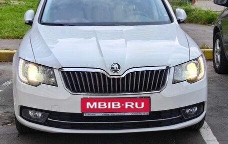 Skoda Superb III рестайлинг, 2014 год, 2 200 000 рублей, 5 фотография