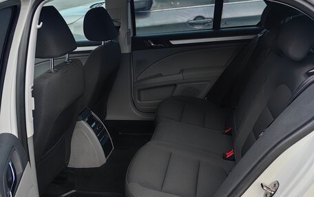 Skoda Superb III рестайлинг, 2014 год, 2 200 000 рублей, 17 фотография